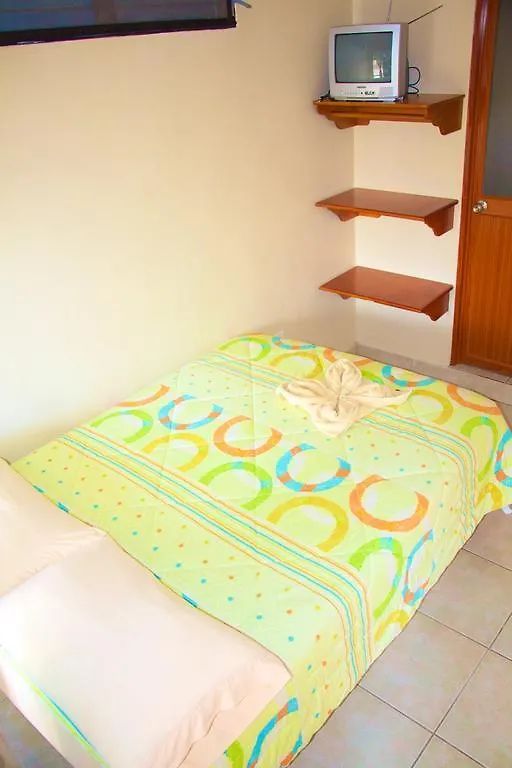 Hostal Nathaly Puerto Baquerizo Moreno 0*,  Ecuador